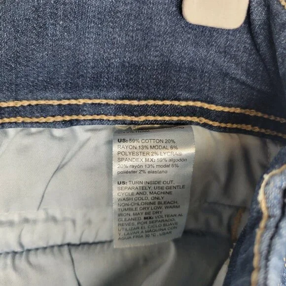 Chico's Women's Size 14 Jeans Pull On Wide Leg - Picture 4 of 4